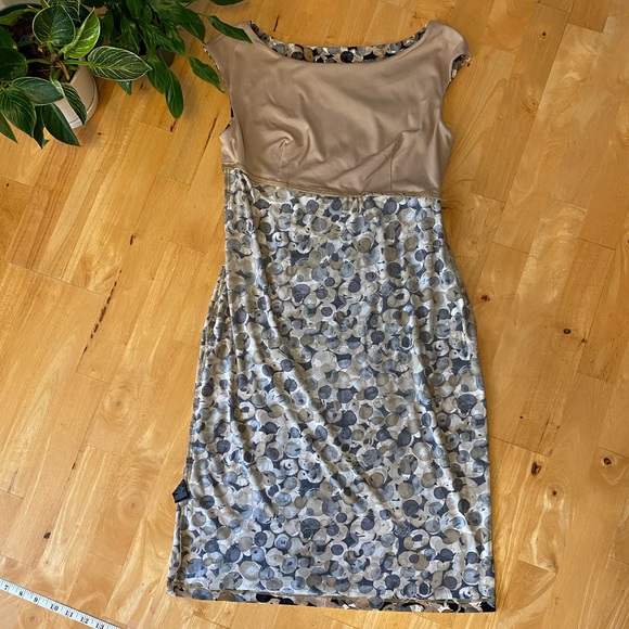 Connected Apparel Cap Sleeve Mock Wrap Dress Tan dots - Picture 3 of 16